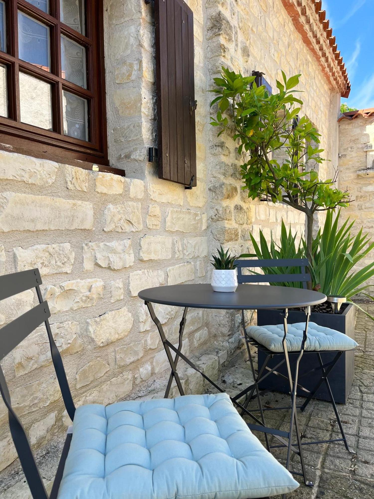 Apartment Aux Portes D'angouleme *